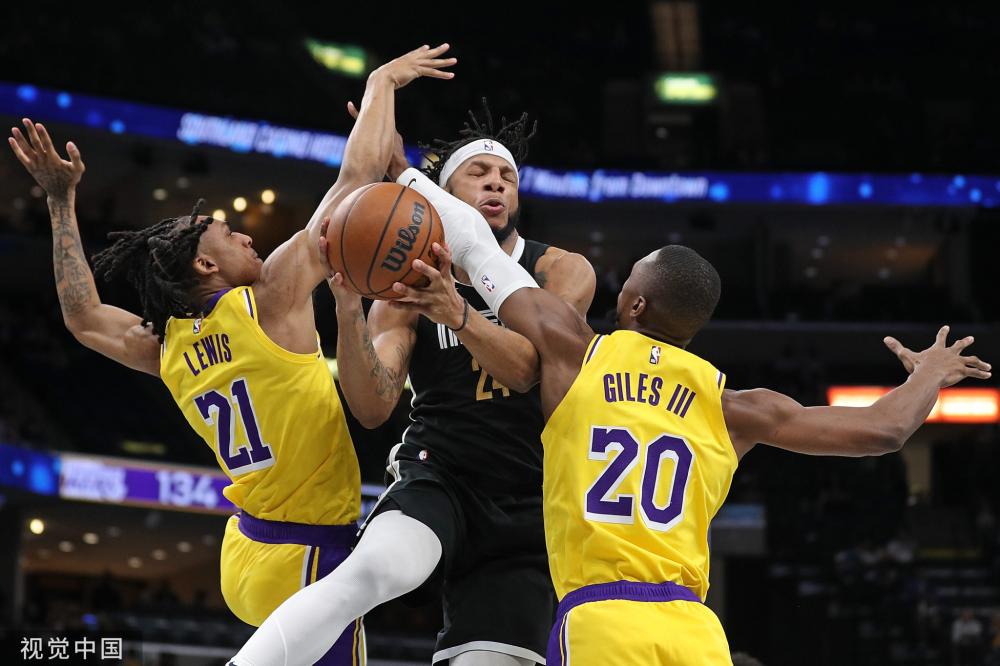 更多是调侃 更多是调侃